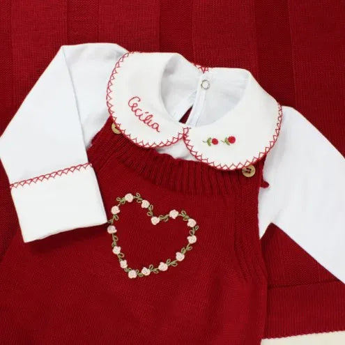 Saída De Maternidade Feminina Bebê Tricô Ayla Bordada à Mão 7 peças - ACOMPANHA BODY PERSONALIZADO À MÃO Vermelha